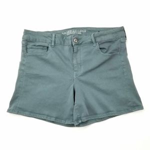 4/$25 American Eagle Midi Shorts
